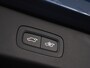 Lynk & Co 01 1.5 | 6.6 kWh laden | Stuurwiel Verwarmd | 360° Camera | Botsherkenning | Panoramadak | Pilot Assist | Achteruitrijcamera | Apple CarPlay/ Android Auto | Parkeersensoren voor- en achter | Memory