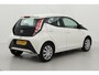 Toyota Aygo 1.0 VVT-i x-play | Airco | Camera | Elektrische ramen voor | Bluetooth | All Season