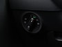 Skoda Karoq 1.0 TSI Ambition 110pk | Trekhaak | Camera | Dodehoekdetectie | Navigatie | Keyless | Carplay & Android Auto | DAB |