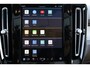 Volvo EC40 Single Motor Extended Range Plus 82 kWh - Panoramadak - IntelliSafe Assist & Surround - Parkeercamera achter - Verwarmde voorstoelen & stuur - Parkeersensoren voor & achter - Getint glas - Draadloze tel. lader - Warmtepomp - 19' LMV