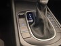 Hyundai Kona 1.0 T-GDI Stoel/Stuurverwarming | Adaptieve Cruise | Camera | Climate | 16" Lichtmetaal | Digitaal Dashboard | Achteruitrij camera | Achteruitrijcamera | Adaptieve Cruise Control