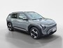 Kia EV3 Plus Advanced 81.4 kWh | Cruise Control | Cruise Control | Navi | Camera | Stoelverwarming | Stuurverwarming | LM Velgen | Panoramadak |