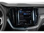 Volvo XC60 T6 Plug-in hybrid AWD Ultra Dark | Stoelverwarming | Stuurwielverwarming | Head Up Display | 360° Parkeer Camera | Harman Kardon Premium Audio | Panoramisch Schuif-kanteldak | Semi- Elektrische Trekhaak | Google infotainment |