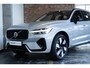 Volvo XC60 T6 Plug-in hybrid AWD Ultra Dark | Stoelverwarming | Stuurwielverwarming | Head Up Display | 360° Parkeer Camera | Harman Kardon Premium Audio | Panoramisch Schuif-kanteldak | Semi- Elektrische Trekhaak | Google infotainment |