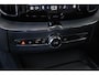 Volvo XC60 T6 Plug-in hybrid AWD Ultra Dark | Stoelverwarming | Stuurwielverwarming | Head Up Display | 360° Parkeer Camera | Harman Kardon Premium Audio | Panoramisch Schuif-kanteldak | Semi- Elektrische Trekhaak | Google infotainment |