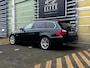 BMW 3-Serie Touring 330xi|Autom.|6 cil.|4 wheel drive|258PK