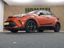 Toyota C-HR 2.0 Hybrid Launch Edition - ORIGINEEL NEDERLANDSE AUTO - AFNEEMBARE TREKHAAK - TREKGEWICHT 725 KG - AFKOMSTIG VAN 1E EIGENAAR- 18 INCH LICHT METALEN VELGEN - LEDEREN BEKLEDING - PARKEERASSISTENT - PARKEERSENSOREN VOOR/ ACHTER - VOORSTOELEN VERWARMD