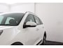 Kia Niro EV E-Niro DynamicLine 64 kWh | 3-Fase | Org NL | Breed Navi | Camera | Adap. Cruise | CarPlay | Keyless |