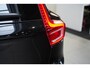 Volvo EX40 Single Motor Ext Range Plus Black Ed. 252pk | 17% Bijtelling | Harman/Kardon Audio | Keyless | 360 Graden Camera | Adaptieve Cruise Control | Elektrische achterklep | Nubuck bekleding |