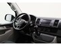 Volkswagen Transporter 2.0 TDI L2H1 DC Highline Automaat Navigatie, Cruise, Trekhaak, DAB, PDC, Bluetooth