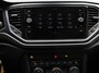 Volkswagen T-Roc 1.5 TSI DSG Active | Navigatie | App Connect/Apple Carplay/Android Auto | Climate Control | Cruise control Adaptive | PDC VA | Winter Pack | Lichtmetalen Velgen