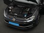 Volkswagen Golf 1.5 TSI 130 pk DSG Highline | Stoelverwarming | Parkeersensoren voor/achter | Adaptive Cruise | CarPlay | DAB | 16 inch