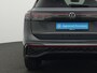 Volkswagen Tiguan 1.5 eHybrid 204 pk DSG R-Line Edition | Panoramadak | Trekhaak | Adaptieve onderstelregeling (DCC) | Head-up Display  | Harman Kardon sound  | Adaptive Cruise | 20 inch