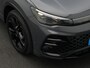 Volkswagen Tiguan 1.5 eHybrid 204 pk DSG R-Line Edition | Panoramadak | Trekhaak | Adaptieve onderstelregeling (DCC) | Head-up Display  | Harman Kardon sound  | Adaptive Cruise | 20 inch