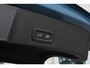 Volvo XC40 B4 Automaat Plus Dark | Google Maps | Trekhaak, semi elektrisch inklapbaar | BLIS | Verwarmbaar stuurwiel | Verwarmbare voorstoelen | Apple Carplay | Elektrisch verstelbare bestuurderstoel met geheugenfunctie | Noodwiel | Parkeercamera achter | Parkeersensoren achter