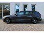 Volvo V60 T6 Plug-in hybrid AWD Plus Dark |Semi elektrische trekhaak | 360 graden camera | Verwarmbare voorstoelen en achterbank | Verwarmbaar stuurwiel | Premium audio by Harman Kardon | Leren bekleding