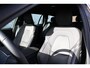 Volvo V60 T6 Plug-in hybrid AWD Plus Dark |Semi elektrische trekhaak | 360 graden camera | Verwarmbare voorstoelen en achterbank | Verwarmbaar stuurwiel | Premium audio by Harman Kardon | Leren bekleding