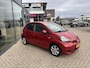 Toyota Aygo 1.0-12V Aspiration Red Navigator | Navigatie | Alcantara bekleding | Lichtmetalen velgen
