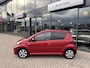 Toyota Aygo 1.0-12V Aspiration Red Navigator | Navigatie | Alcantara bekleding | Lichtmetalen velgen