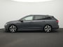Volkswagen Golf Variant 1.5 eTSI 150 pk DSG R-Line Business | Trekhaak | Adaptief onderstel | IQ Light | Achteruitrijcamera | Stuur-/stoelverwarming