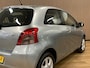 Toyota Yaris 1.0 VVTi +