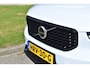 Volvo XC40 B4 211PK Automaat Plus Dark | Trekhaak | ACC | H&K | Blis | Stoel-Stuur Verwarming