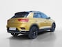 Volkswagen T-Roc 1.0 TSI Style Business | Navigatie | Parkeersensoren voor en achter | Apple Carplay / Android Auto | Adaptieve cruise control| Climate control |