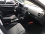 Audi A3 Sportback 1.2 TFSI Ambition Advance / NAVI / 5 DEUREN / ALU VELGEN / FRISSE AUTO / APK JULI 2026