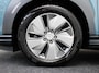 Hyundai Kona Electric EV Premium 64 kWh | SOH 91,1% | Warmtepomp | Adaptieve cruise co