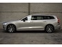 Volvo V60 T6 350PK AWD Plus Dark | Trekhaak | Harman Kardon Audio |