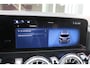 Mercedes-Benz GLA 250 e AMG LINE "NIEUW MODEL!" | PANORAMISCH SCHUIF/KANTEL DAK | ELEKTRISCH BEDIENBARE VOORSTOELEN MET GEHEUGENFUNCTIE EN "ZITKINEMATICA" | DRAADLOZE APPLE CARPLAY/ANDROID AUTO | STOEL VERWAMING | NIGHT PAKKET: DAKRELING ZWART, ZIJRUITEN EN ACHTERRUITEN ZWART, LICHTMETALEN VELGEN 19" ZWART | HEAD UP DISPLAY | REALITY-NAVIGATIE | 360° CAMERA | MULTI BEAM LED KOPLAMPEN | DODEHOEK DETECTIE | ADAPTIVE CRUISE CONTROL | KEYLESS GO | SFEER VERLICHTING | ELEKTRISCH BEDIENBARE ACHTERKLEP | DRAADLOZE TELEFOONLADER |