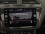 Volkswagen Tiguan 1.4 TSI eHybrid R-Line Business+ Panoramadak / Trekhaak / Apple carplay /android