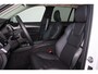 Volvo XC90 T8 Recharge AWD Ultimate Bright - LONG RANGE - Panorama/schuifdak - IntelliSafe Assist & Surround - Parkeercamera achter - Verwarmde voorstoelen, stuur & achterbank - Parkeersensoren voor & achter - Elektr. bedienb. voorstoelen met geheugen - Draadloze tel. lader - 20' LMV