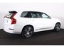 Volvo XC90 T8 Recharge AWD Ultimate Bright - LONG RANGE - Panorama/schuifdak - IntelliSafe Assist & Surround - Parkeercamera achter - Verwarmde voorstoelen, stuur & achterbank - Parkeersensoren voor & achter - Elektr. bedienb. voorstoelen met geheugen - Draadloze tel. lader - 20' LMV