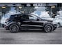 Porsche Cayenne 3.0 E-Hybrid ** Panodak ** Sport Design ** 4WS ** Massage ** Trekhaak NP 152K ** Sport Chrono ** Matrix-LED ** 22" Turbo GT Massage ** Nachtzicht