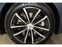 Volvo V60 T6 350PK Automaat Plug-in Hybrid AWD Plus Dark / Navigatie / 360 Camera / Harman Kardon / Stuur & Stoelverwarming / LM Velgen / Trekhaak