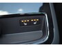 Volvo V90 T8 455PK Automaat Plug-in Hybrid AWD Ultra Dark / Navigatie / 360 Camera / Harman Kardon / Stuur & Stoelverwarming / Gelaagde Zijruiten / LM Velgen / Trekhaak