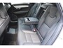 Volvo V90 T8 455PK Automaat Plug-in Hybrid AWD Ultra Dark / Navigatie / 360 Camera / Harman Kardon / Stuur & Stoelverwarming / Gelaagde Zijruiten / LM Velgen / Trekhaak