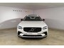 Volvo V90 T8 455PK Automaat Plug-in Hybrid AWD Ultra Dark / Navigatie / 360 Camera / Harman Kardon / Stuur & Stoelverwarming / Gelaagde Zijruiten / LM Velgen / Trekhaak