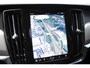 Volvo V90 T8 455PK Automaat Plug-in Hybrid AWD Ultra Dark / Navigatie / 360 Camera / Harman Kardon / Stuur & Stoelverwarming / Gelaagde Zijruiten / LM Velgen / Trekhaak