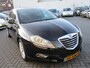 Lancia Delta 1.4-16V Gold CLIMA LEER LED !!