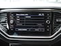 Volkswagen T-Roc 1.5 TSI Style Business AUTOMAAT 91.000km | Stoelverw | Camera | Beats audio | Elektr.aklep | ECC | CarPlay | DAB
