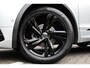 Volkswagen Tiguan 1.5 TSI 3x R-Line Business+ Black Style pakket | Panorama dak | Reflex Zilver | Full option | Trekhaak afneembaar