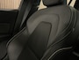 Volvo V60 T6 AWD Recharge Plus Dark | Schuifdak | Trekhaak | 360° Camera | All Season banden | Harman Kardon | Adaptieve Cruise Control | Stoelverwarming voor+achter | Stuurwielverwarming | Pilot Assist | BLIS Dode Hoek Detectie | Elektrische voorstoelen geheugen |