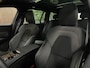 Volvo V60 T6 AWD Recharge Plus Dark | Schuifdak | Trekhaak | 360° Camera | All Season banden | Harman Kardon | Adaptieve Cruise Control | Stoelverwarming voor+achter | Stuurwielverwarming | Pilot Assist | BLIS Dode Hoek Detectie | Elektrische voorstoelen geheugen |