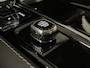 Volvo V60 T6 AWD Recharge Plus Dark | Schuifdak | Trekhaak | 360° Camera | All Season banden | Harman Kardon | Adaptieve Cruise Control | Stoelverwarming voor+achter | Stuurwielverwarming | Pilot Assist | BLIS Dode Hoek Detectie | Elektrische voorstoelen geheugen |