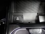 Mercedes-Benz GLA 180 Business Solution AMG | Premium Plus pakket | Trekhaak | Smartphone integratie | Multibeam LED | 360° camera | Head-up display | Panoramaschuifdak |