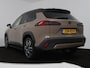 Toyota Corolla Cross Hybrid 180 Executive | All-season banden | Treeplanken |