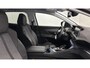 Peugeot 3008 1.2 PureTech Allure CARPLAY TREKHAAK NAVI LM ECC.