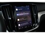 Volvo V60 T6 Automaat Plug-in hybrid AWD Plus Dark | Trekhaak | Open Grid Textiel | Visual Park Assist | Harman Kardon | Preconditioning | Google Maps | Google Assistant | Verwarmbare voorruit